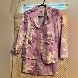 Amanda Smith Purple and White Skirt set with Blazer